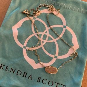 Kendra Scott necklace